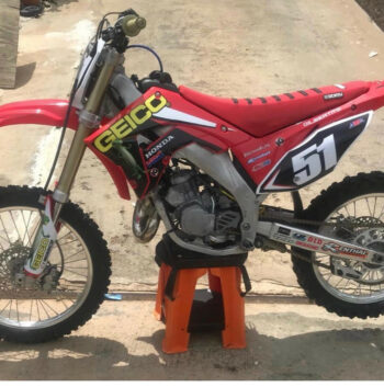 CR125/250 2002-2007 SEMI CUSTOM POLISPORT RESTYLE KIT(GEICO) GRAPHICS KIT - Image 2